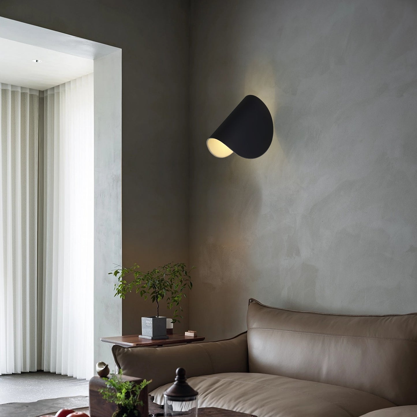 IO Metal Wall Lamp