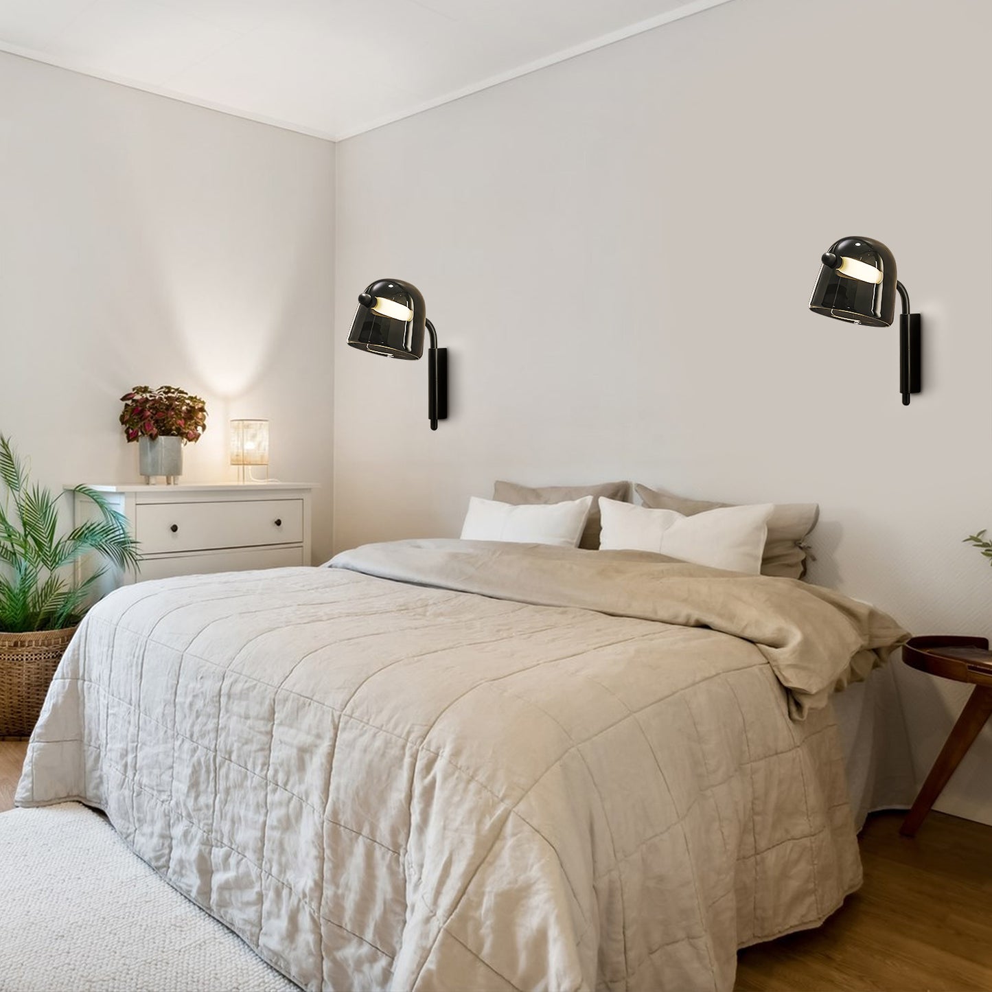 Luma Glass Sconce