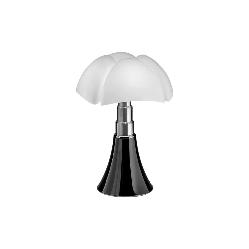 Pipistrello Petal Table Lamp
