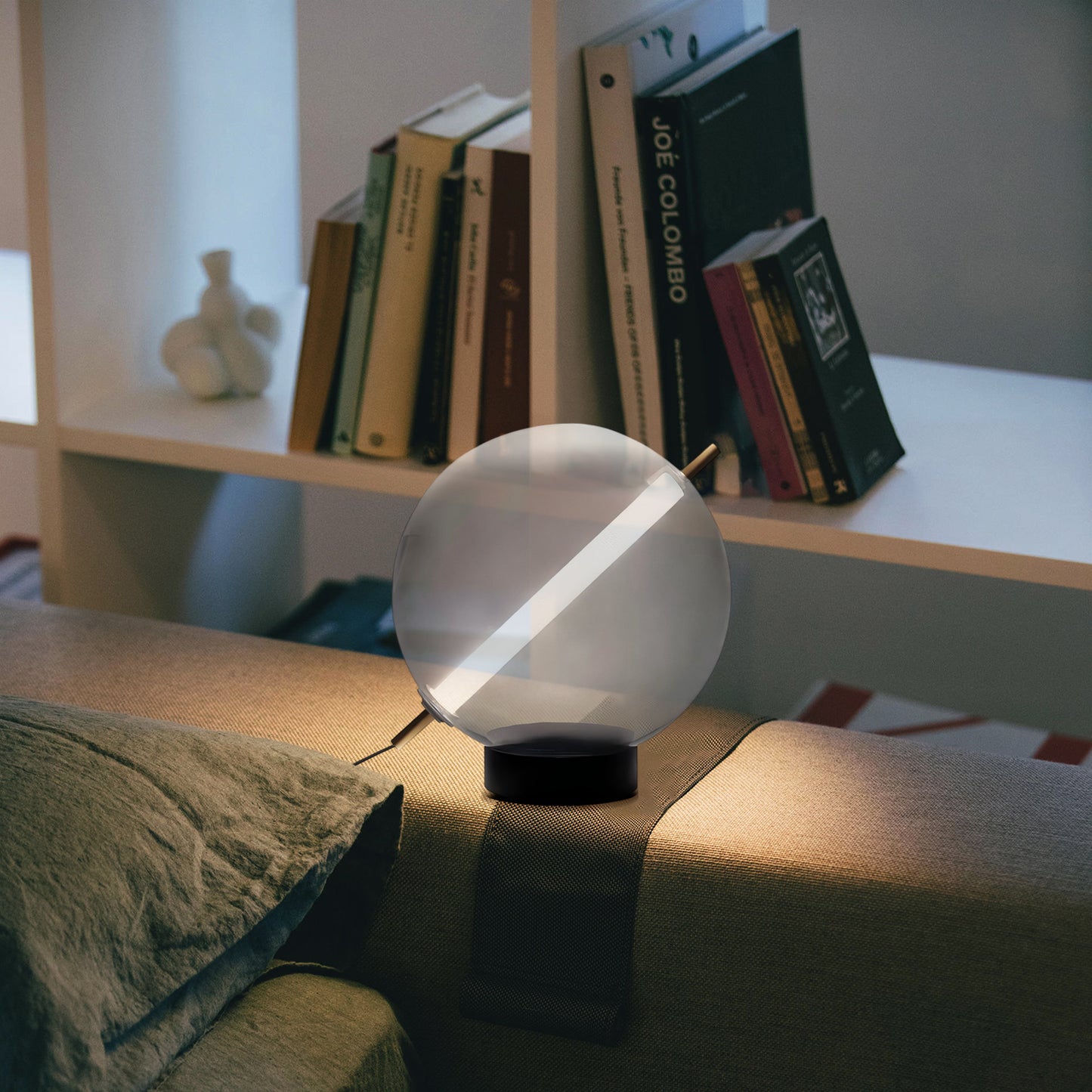 ASSER Globe Table Lamp