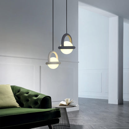 Balloon Globe Pendant Lamp