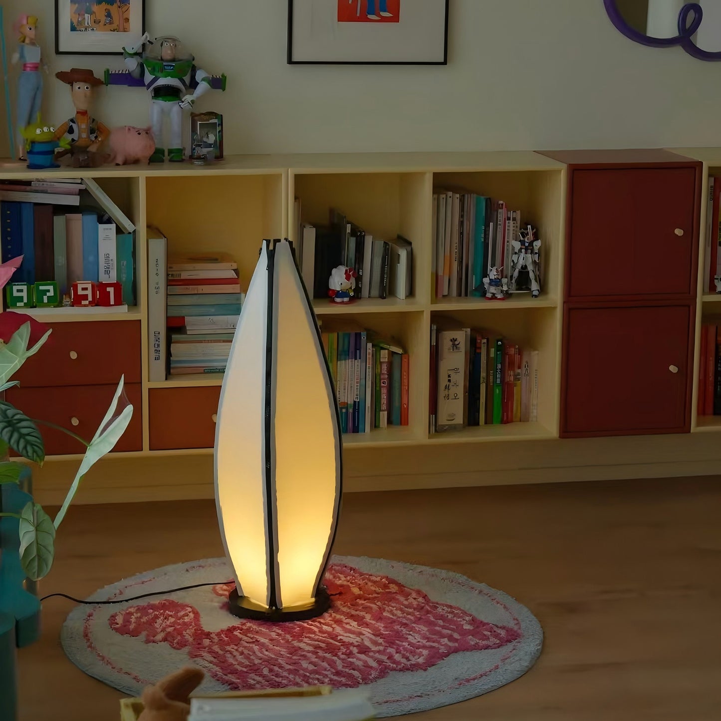 Banana Curve Floor Lamp