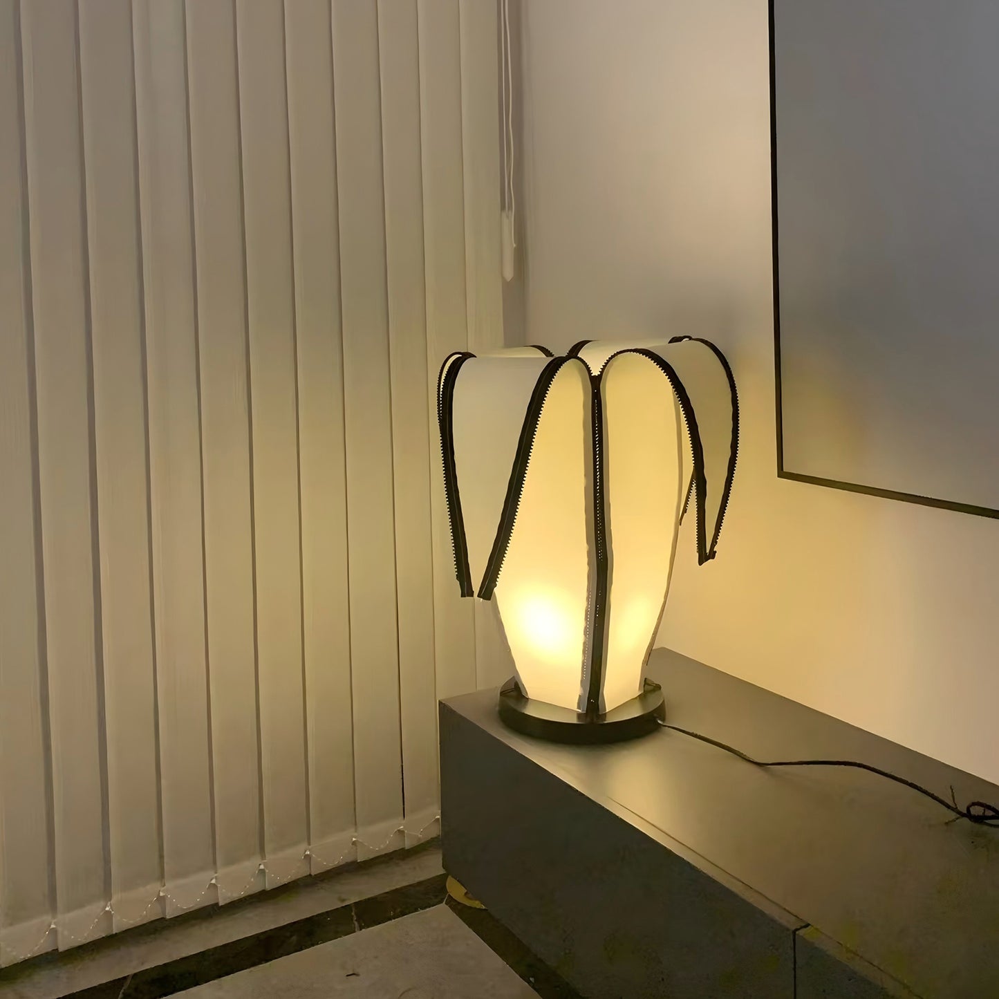 Banana Curve Floor Lamp