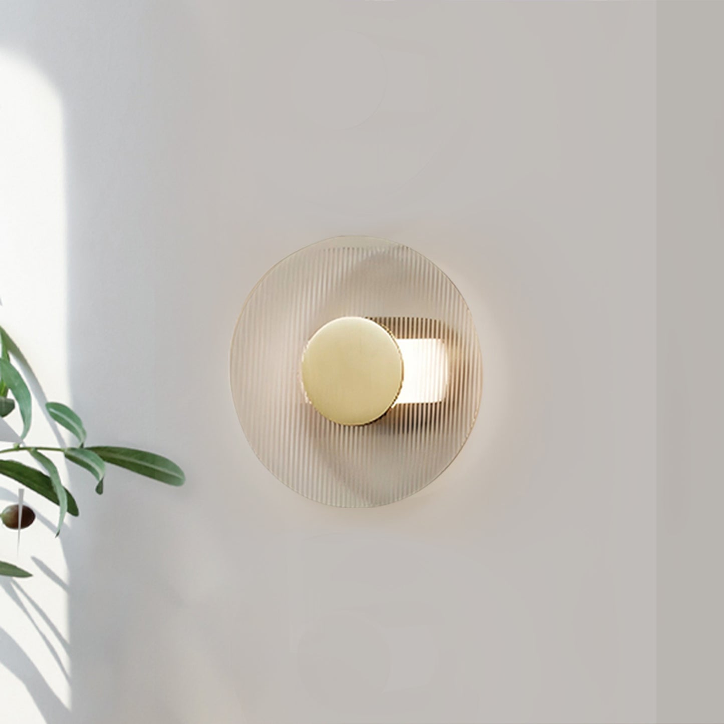 Button Glass Wall Lamp