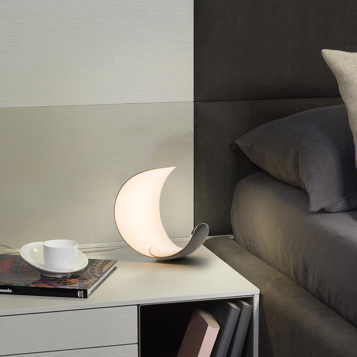 Curl Table Lamp