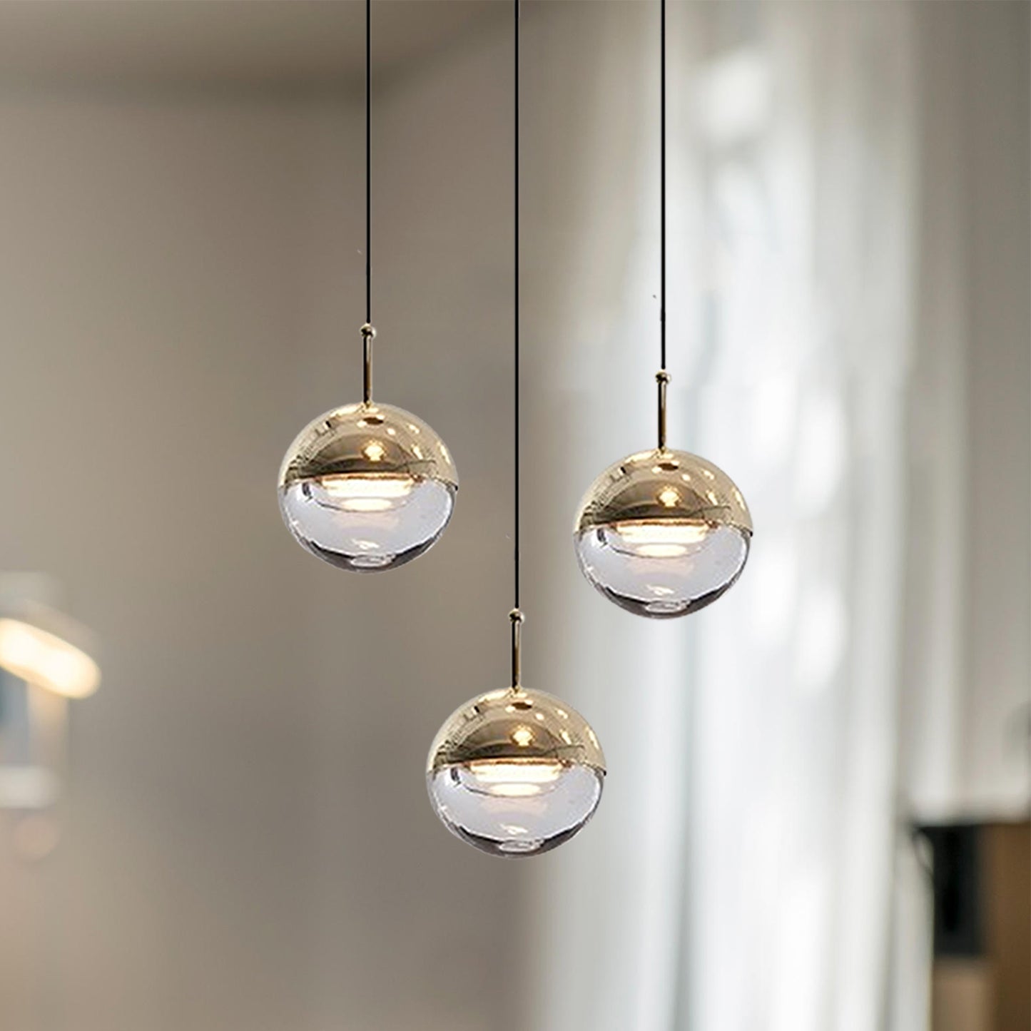 Dora Crystal Pendant