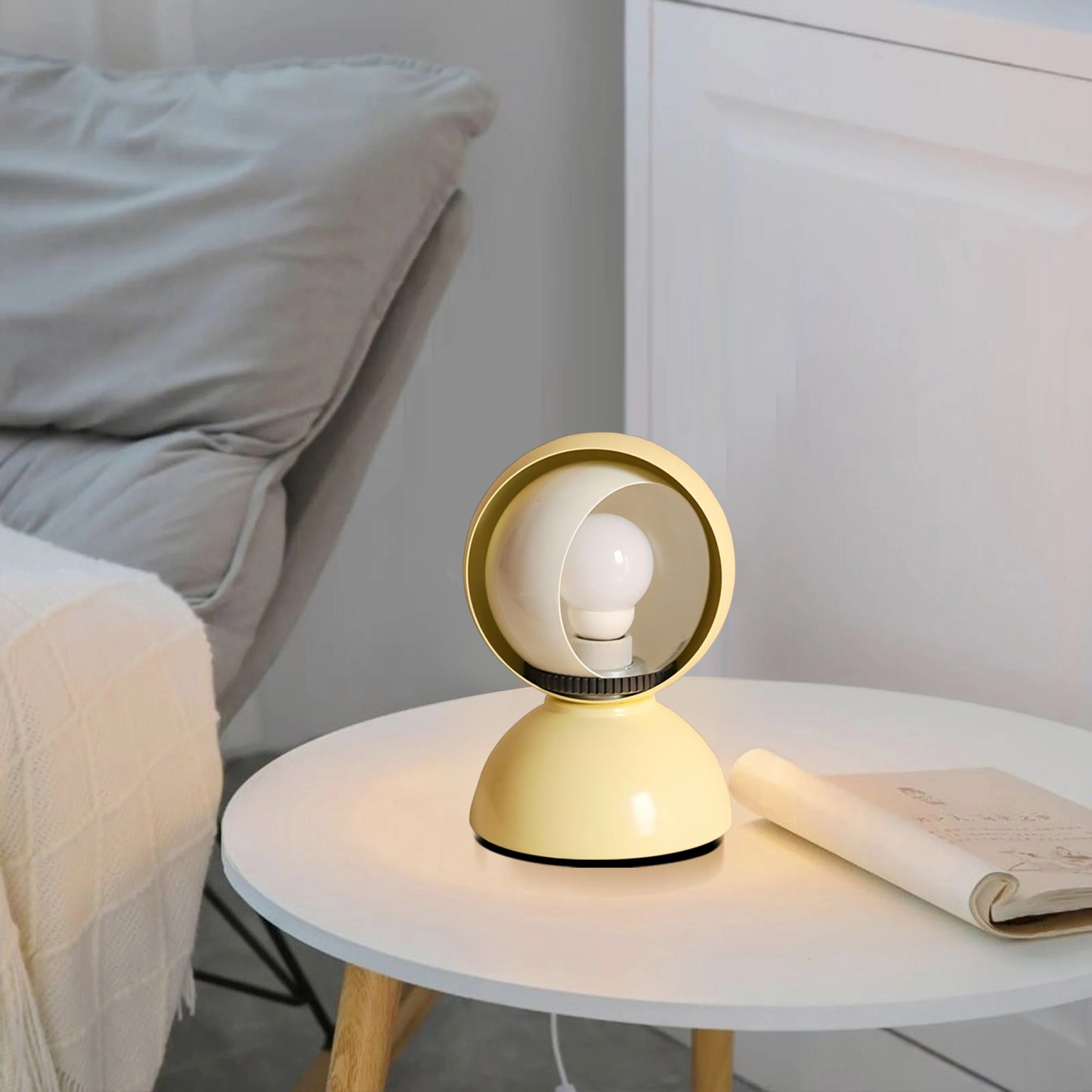 Eclisse T Table Lamp