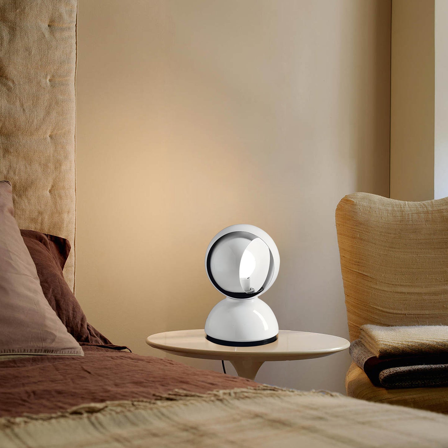 Eclisse T Table Lamp