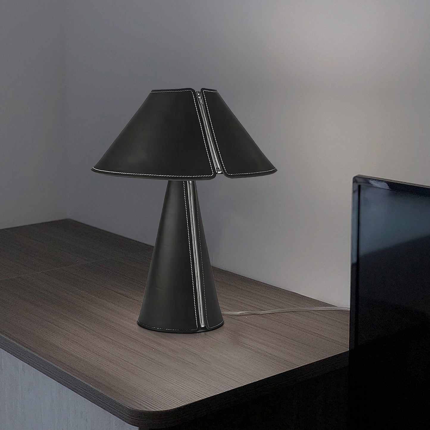 El Senor Cone Table Lamp