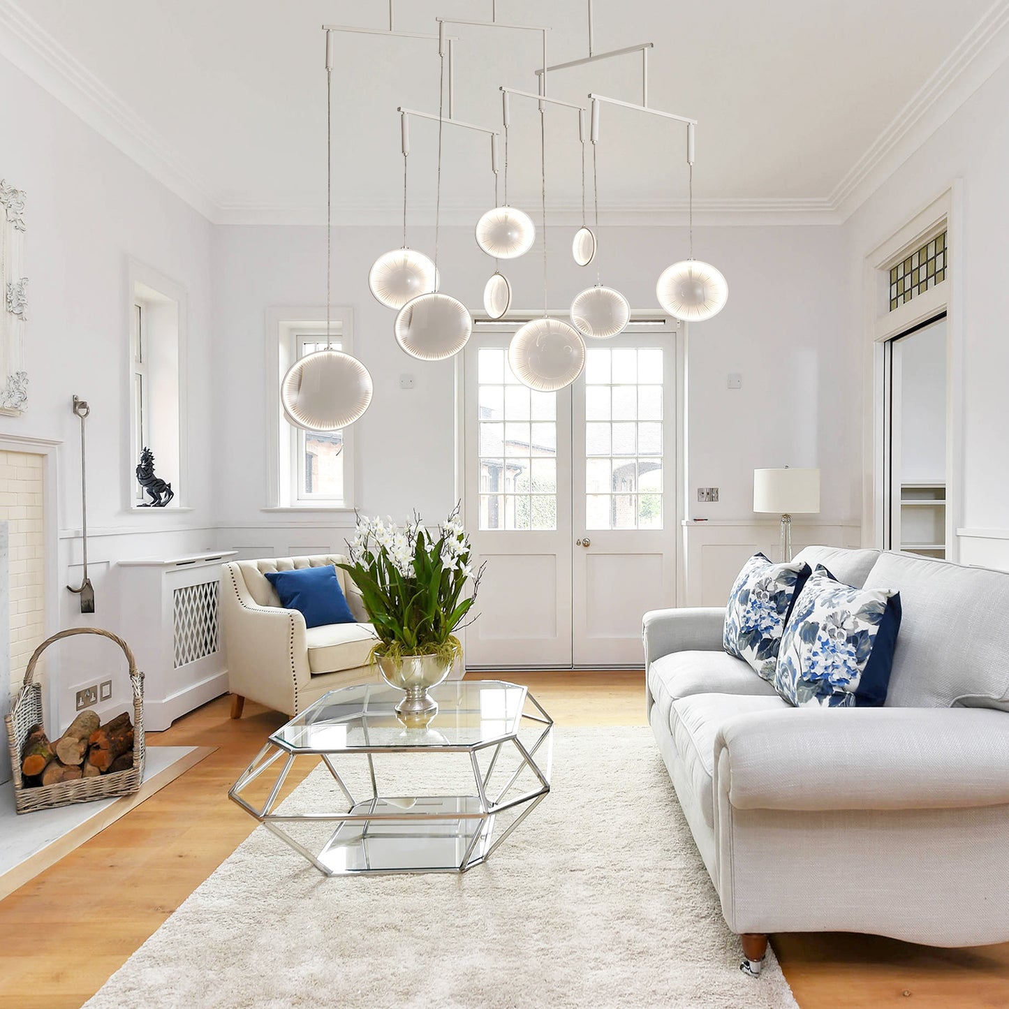 Focus Glass Pendant Light