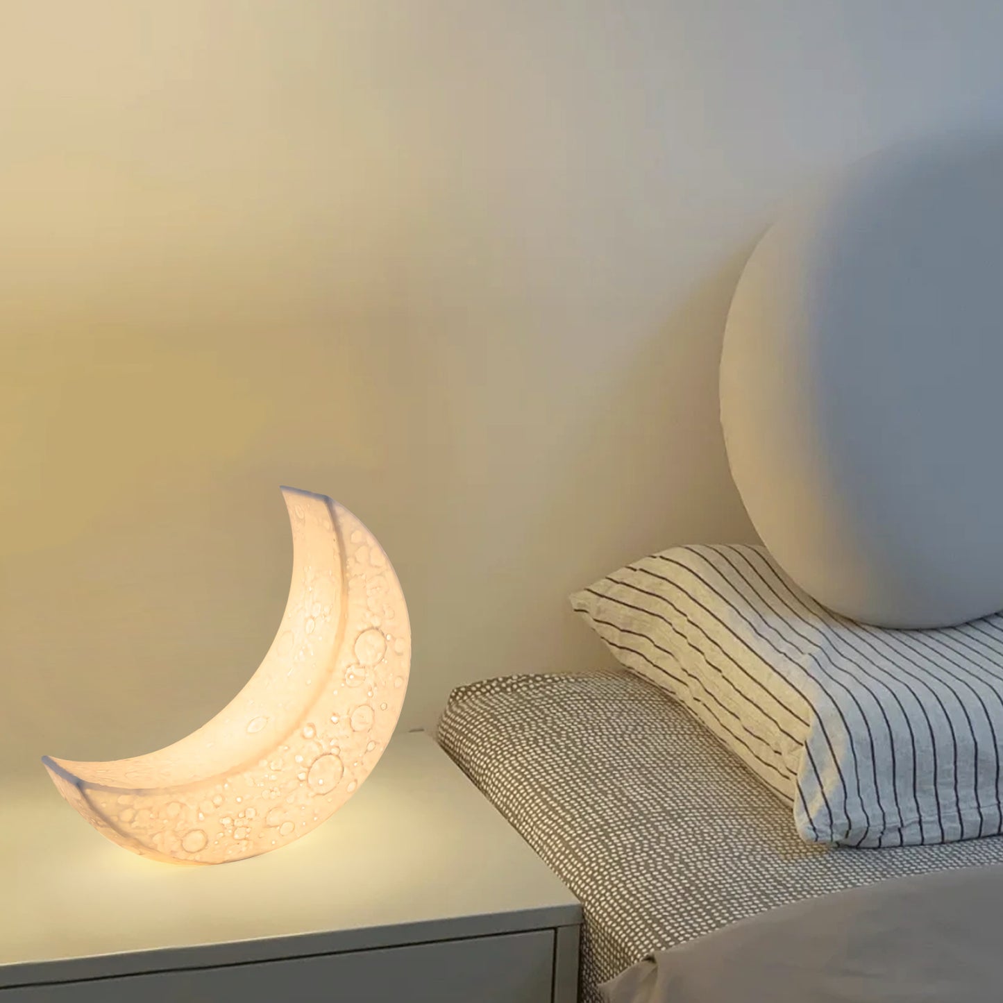 MOON Table Lamp