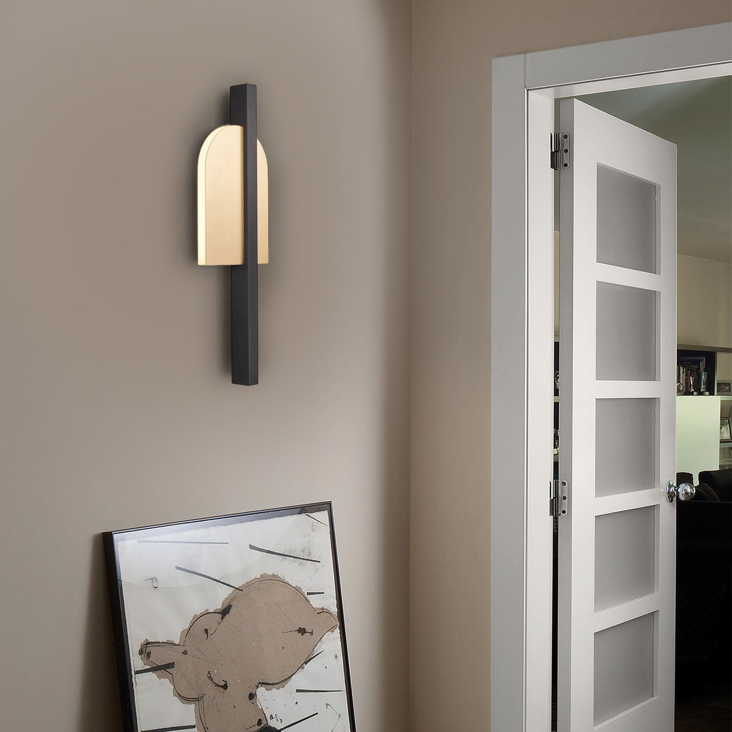 Minimal Single Sconce