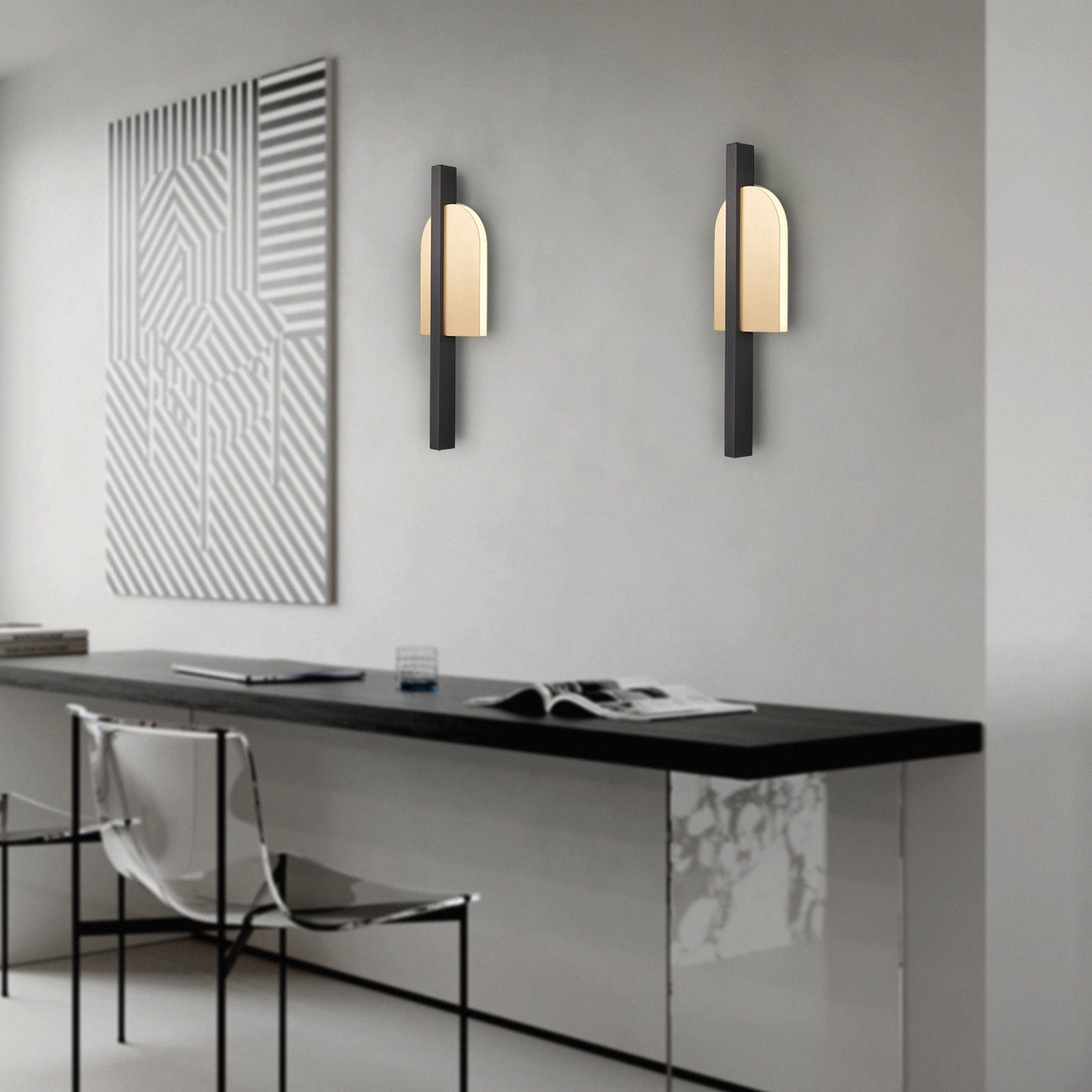 Minimal Single Sconce