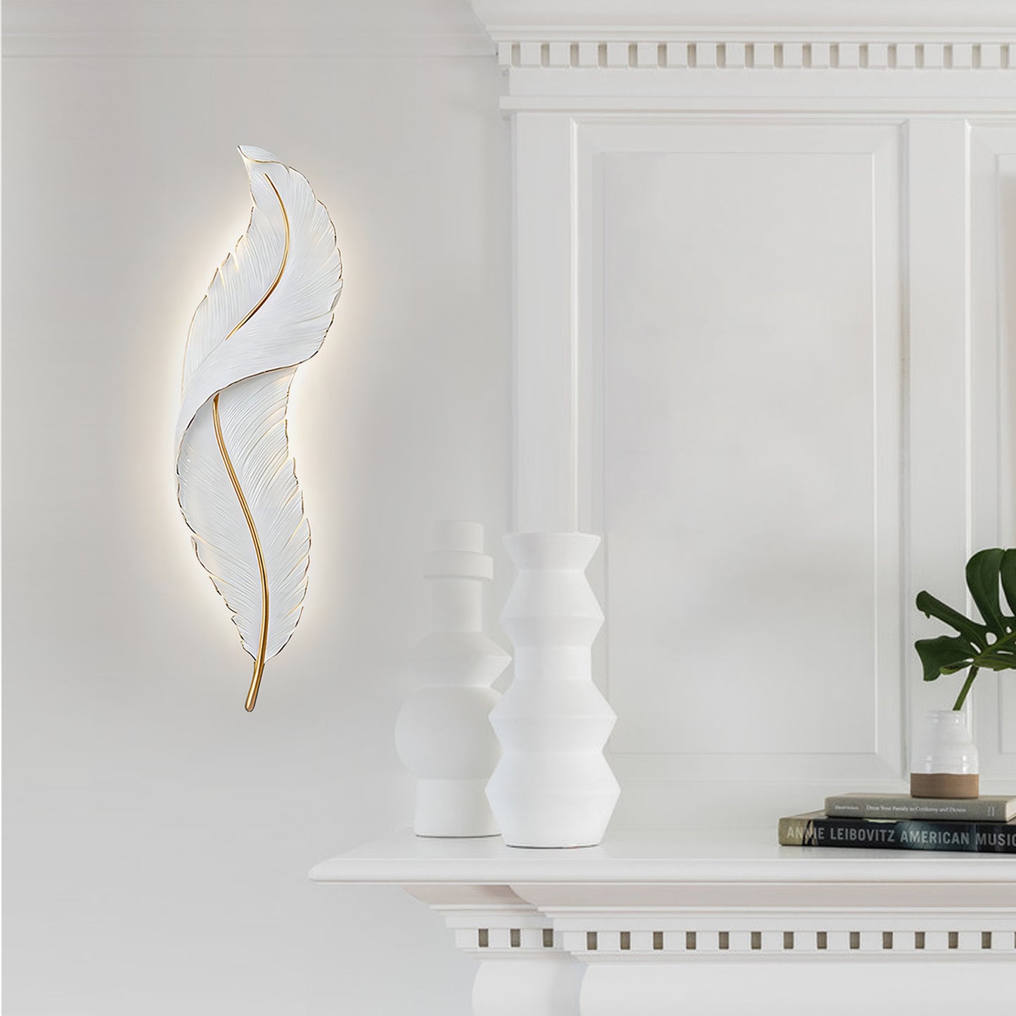 Plum Wall Lamp
