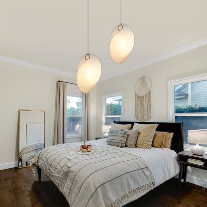 Silk Overlap Pendant Lamp