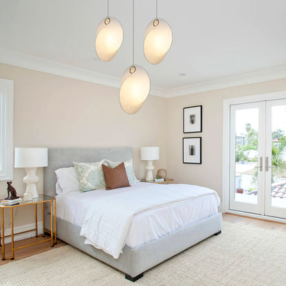 Silk Overlap Pendant Lamp