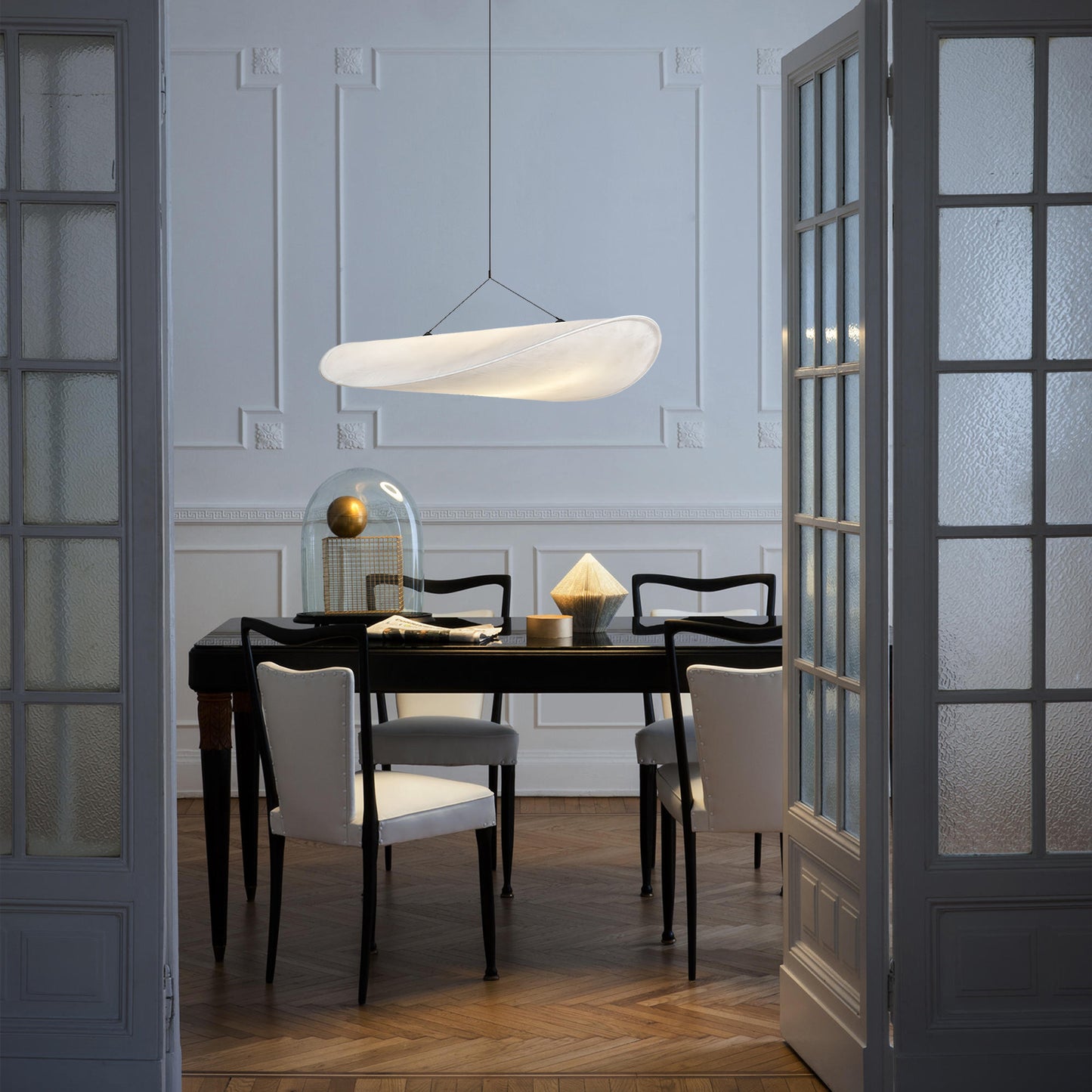 Silk Tense Pendant Light
