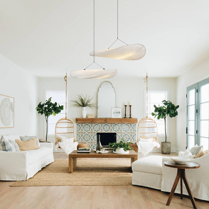 Silk Tense Pendant Light