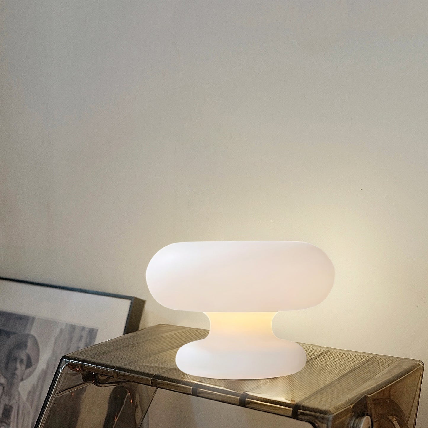 Studiososlow Glass Table Lamp