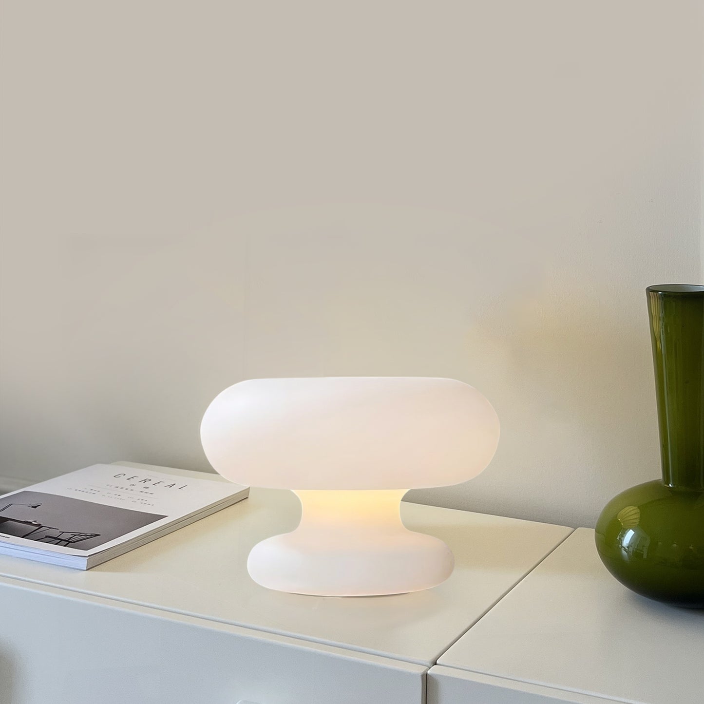 Studiososlow Glass Table Lamp