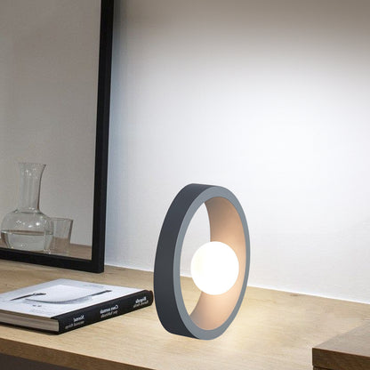Tenue Circle Table Lamp