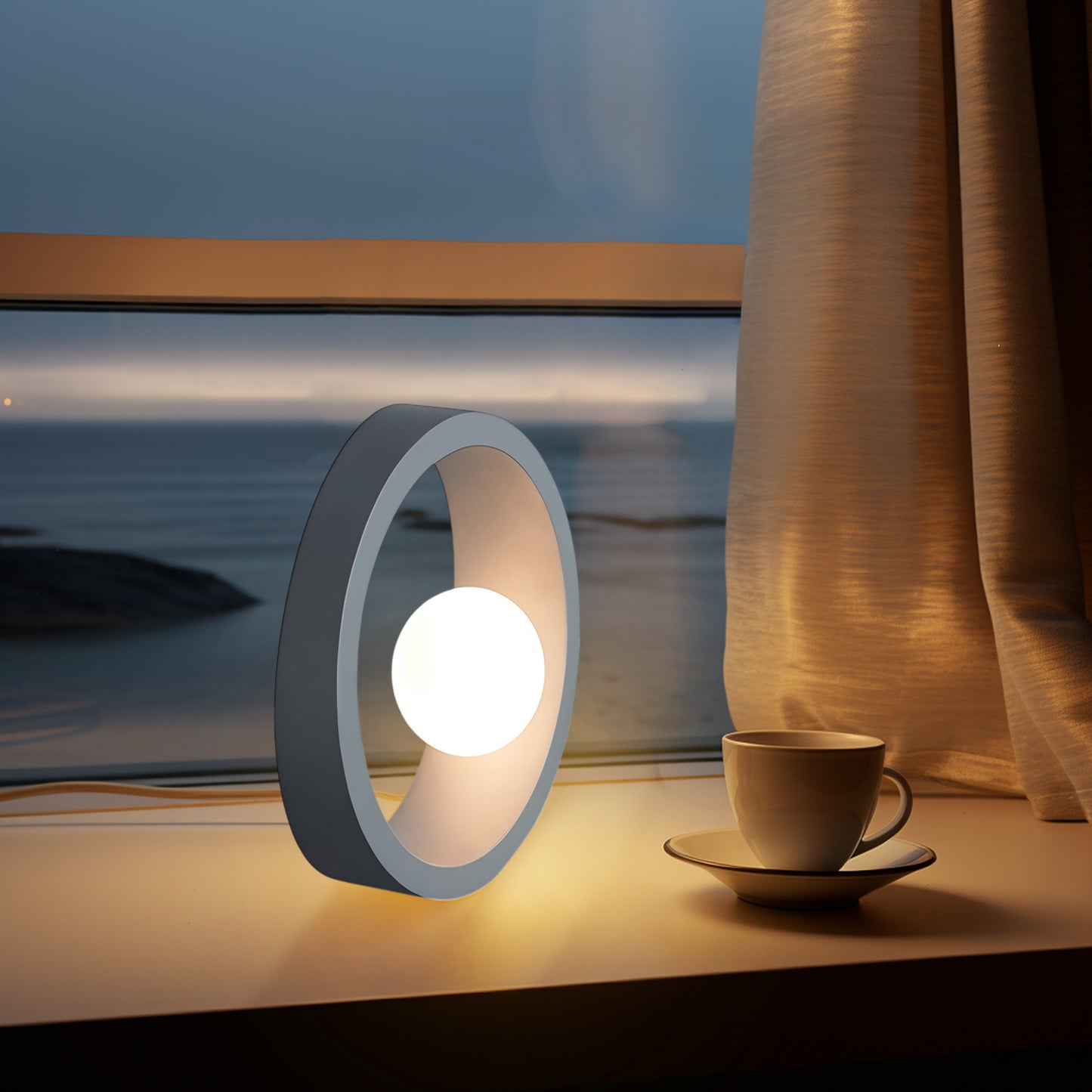 Tenue Circle Table Lamp