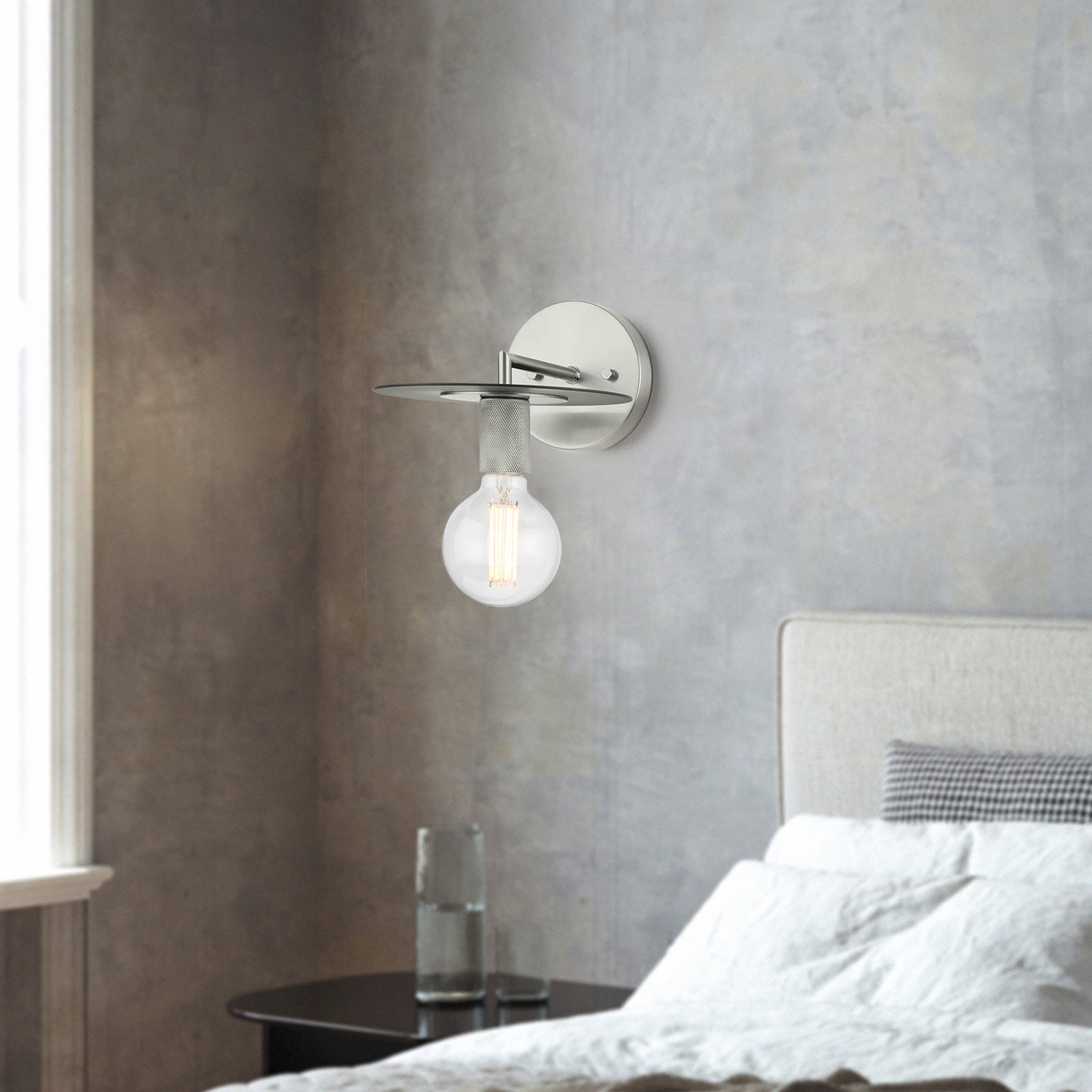 Utilitaire Disk Glass Sconce