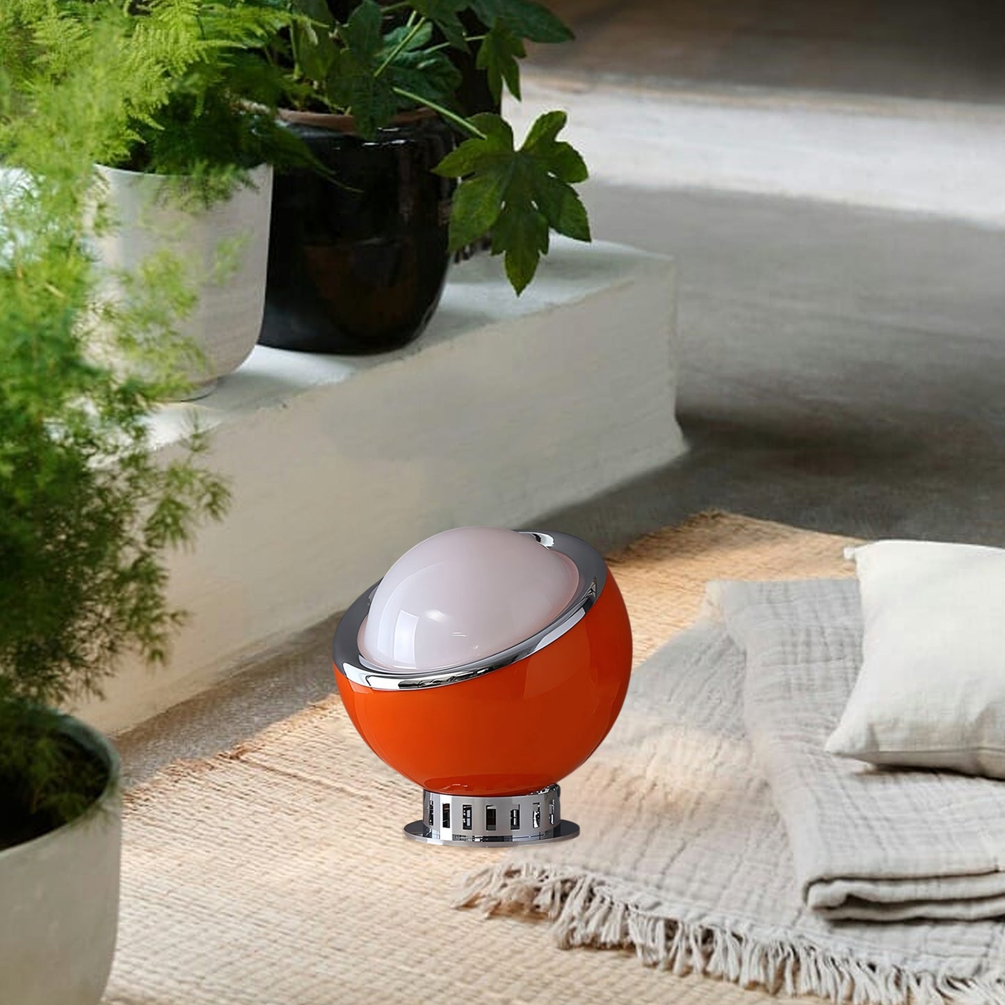 Valeria Planet Table Lamp