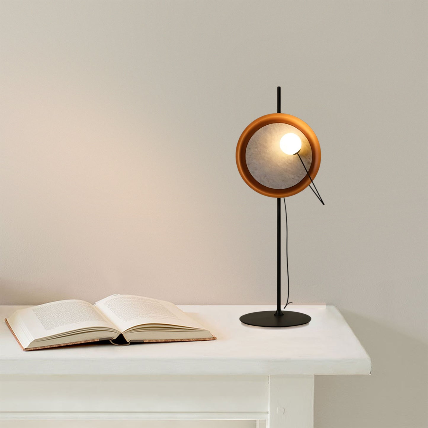 Wire Round Table Lamp