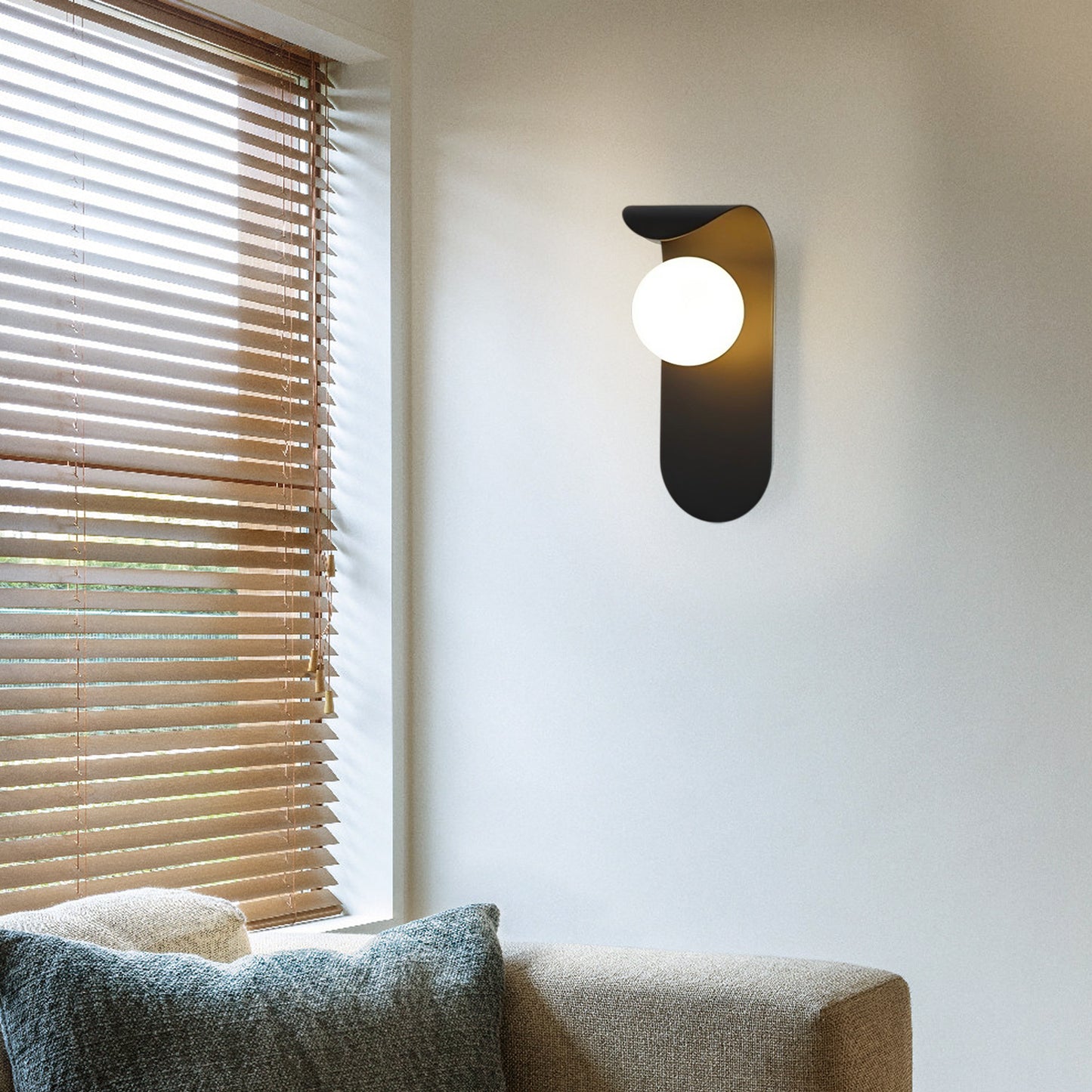 Zesta Glass Sconce